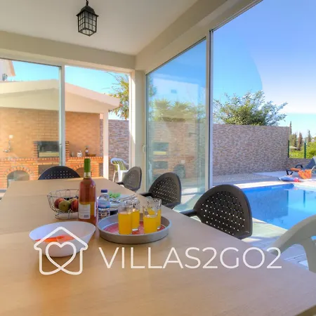 Grace - 5 Bedroom With Swimming Pool Βίλα Αλμπουφέιρα
