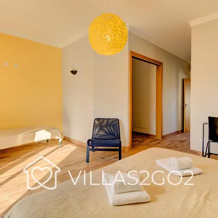 Grace - 5 Bedroom With Swimming Pool וילה אלבופיירה