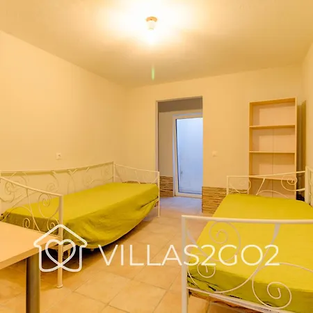 Grace - 5 Bedroom With Swimming Pool * البوفيرا