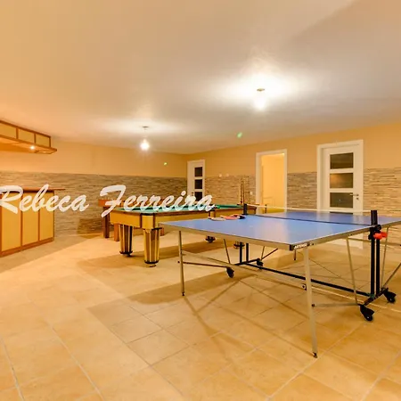 Grace - 5 Bedroom With Swimming Pool فيلة *