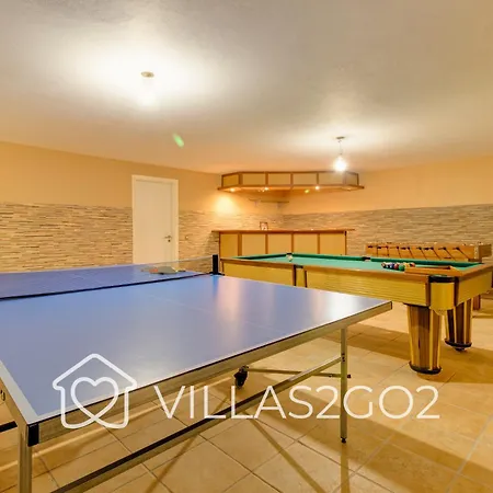 Grace - 5 Bedroom With Swimming Pool *