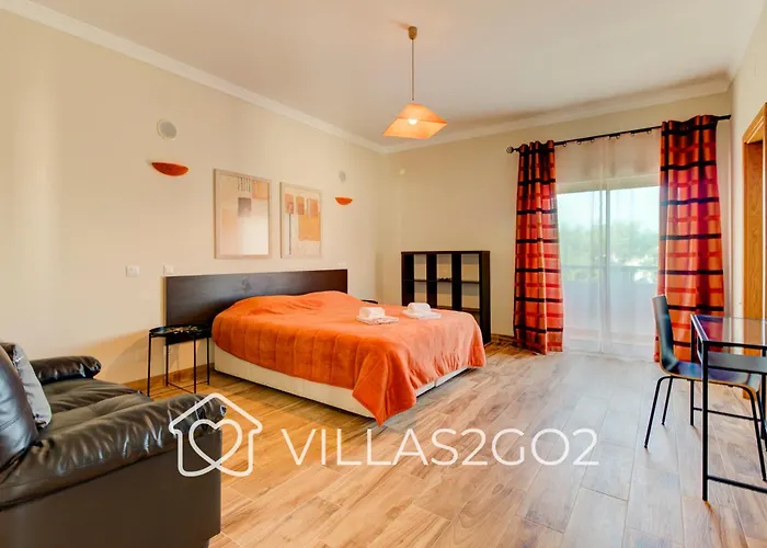 Grace - 5 Bedroom With Swimming Pool Албуфейра