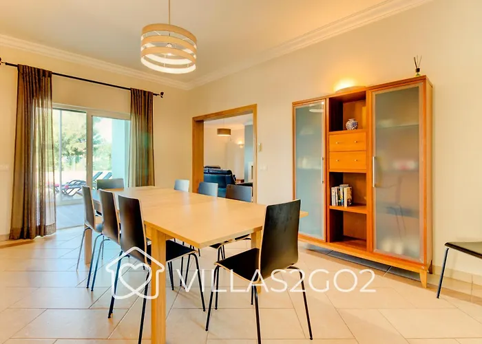 Grace - 5 Bedroom With Swimming Pool