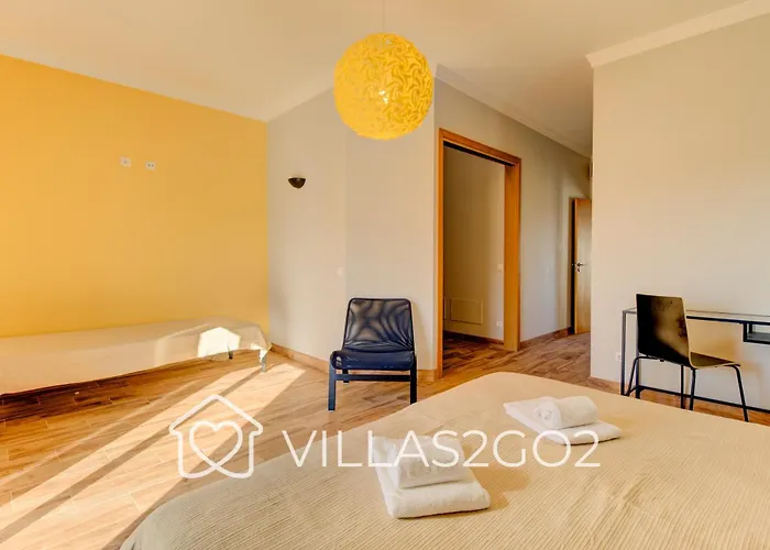 Grace - 5 Bedroom With Swimming Pool Вилла Албуфейра