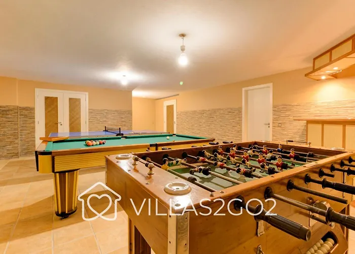 Grace - 5 Bedroom With Swimming Pool