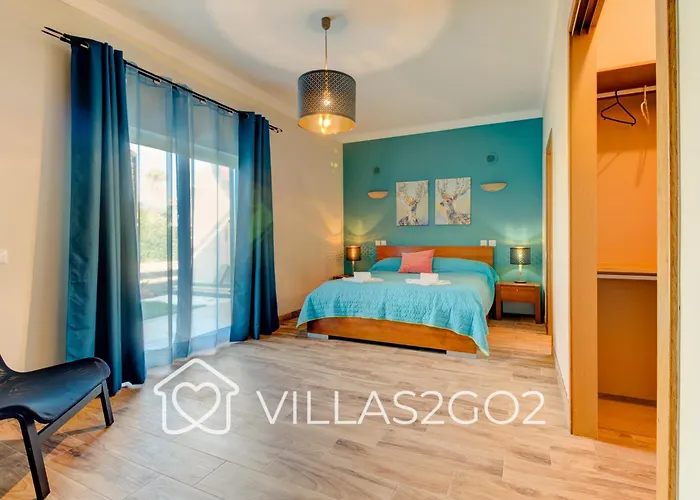 Grace - 5 Bedroom With Swimming Pool *