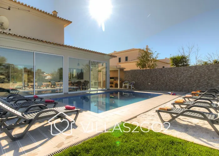 Grace - 5 Bedroom With Swimming Pool Албуфейра